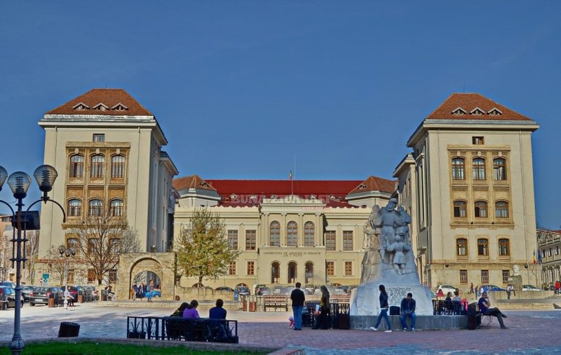 Studenții de la Medicină din Iași, primiți la examene doar vaccinați sau cu test PCR negativ. Măsura, considerată discriminatorie