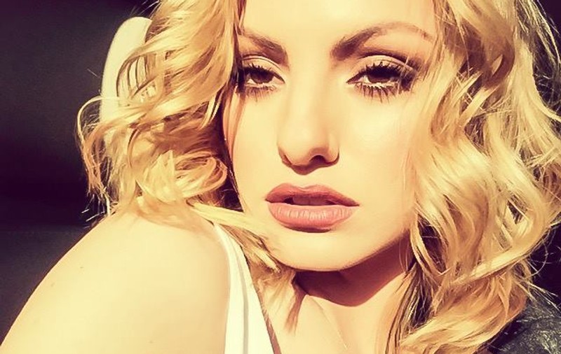 Alexandra Stan, SUPER SEXY, în costum de baie! Ce poze ”obraznice” și-a făcut | FOTO & VIDEO