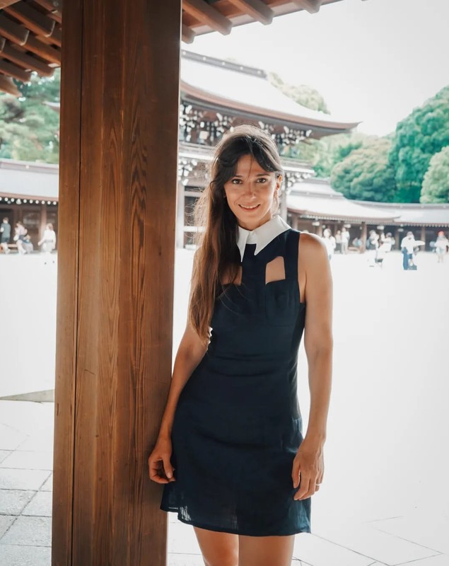 Imagini din vacanța Danei Rogoz cu familia, în Tokyo. Cum a apărut actrița alături de copiii ei și de băiatul soțul ei