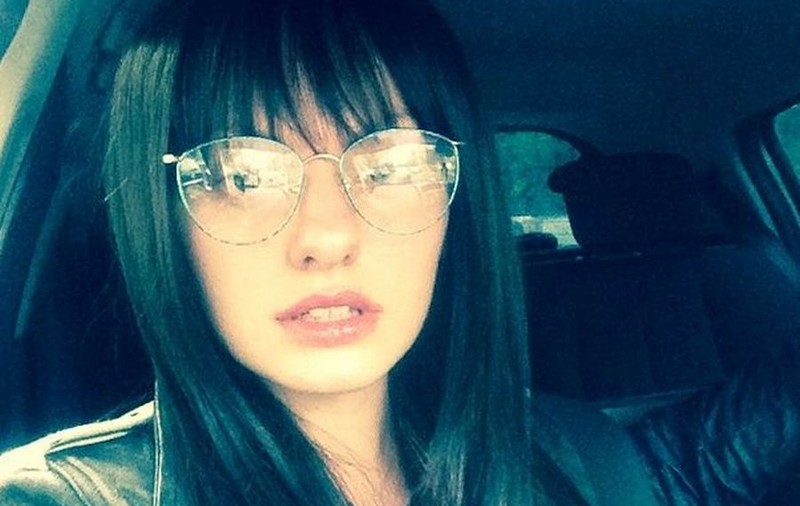 Aşa ARATĂ ACUM O CELEBRĂ CÂNTĂREAŢĂ de la NOI, dar NU BĂNUIEŞTI CINE E! SCHIMBARE SPECTACULOASĂ de LOOK!
