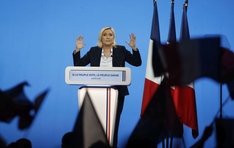 Alegerile din Franța, văzute din Germania: „O victorie a lui Le Pen ar putea anunța sfârșitul democrației în Europa”