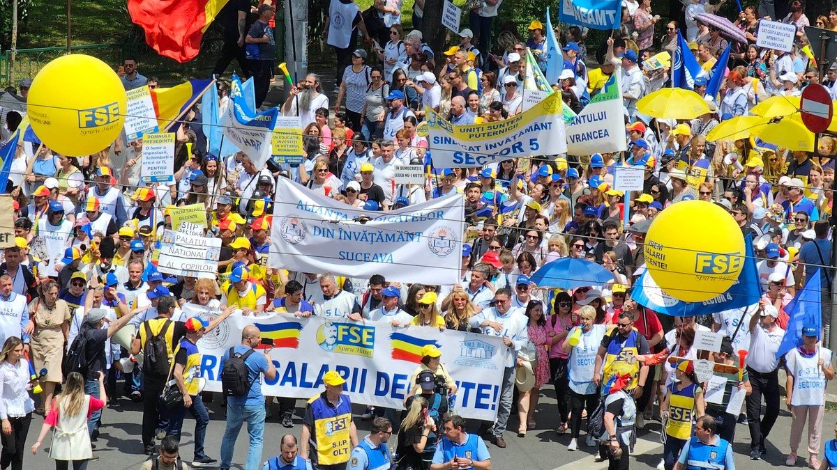 Protestul profesorilor in Piata Victoriei. Foto: Cristian Otopeanu / Libertatea