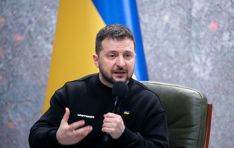 Articol în New York Times: „Dacă Zelenski dorește să-și completeze imaginea de sine ca Winston Churchill, el va dori intrarea NATO - adică a Americii - în conflict. Dar NATO nu vrea asta”