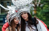 Ana Maria Mocanu și Loredana Chivu la Asia Express