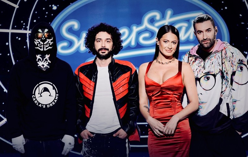 Jurații „SuperStar România”, impresionați de o concurentă în vârstă de 16 ani. „E preferata mea de până acum”