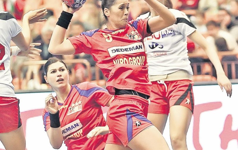 Fetele de la handbal au prins curaj