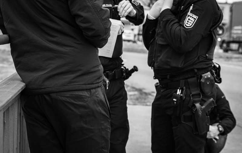 După liberare, un deținut din Germania s-a dus peste psiholoaga închisorii și a violat-o timp de 12 ore