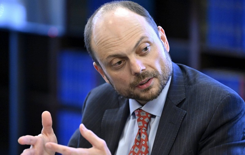 Opozantul rus Vladimir Kara-Murza, înainte de a fi primit de Macron: „Regimul Putin va sfârși într-un viitor foarte apropiat, să nu-i facem concesii”