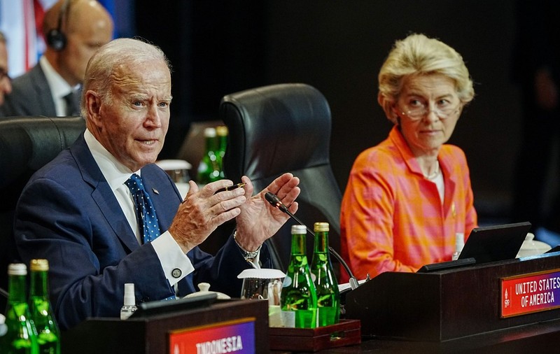 Joe Biden a invitat-o pe Ursula von der Leyen la Casa Albă. Ce vor discuta cei doi lideri