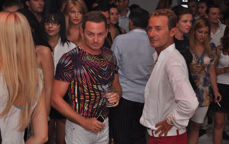 Foto | Radu Mazăre petrece până dimineaţa în club