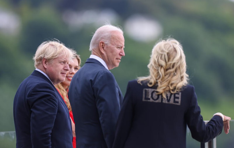 Jacheta cu care Jill Biden a făcut furori înainte de summitul G7. „Aduc dragoste din America”