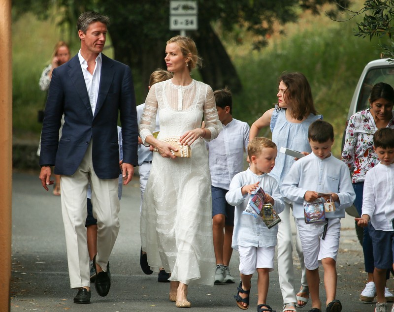 Eva Herzigova și Gregor Marsiaj se căsătoresc după 25 de ani de relație. Aceștia au 3 copii împreună