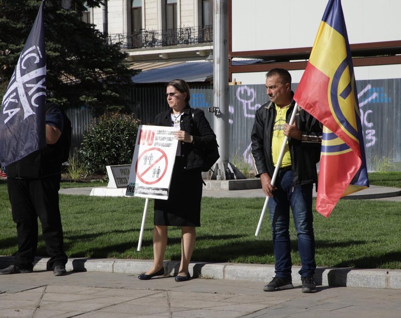 Protest pentru „protejarea familiei naturale”, organizat de Noua Dreaptă în București