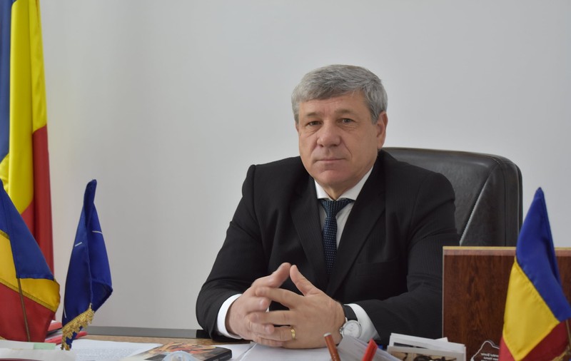 Primăria Bârlad a alocat 8.000 de lei pentru un aparat de cafea. Primarul: „Poate să fie şi 6.000, şi 5.000 de lei"