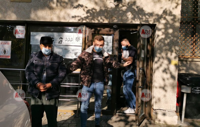 Bordel low-cost deschis de un consilier local din Iași. Bărbatul a fost reținut de poliție