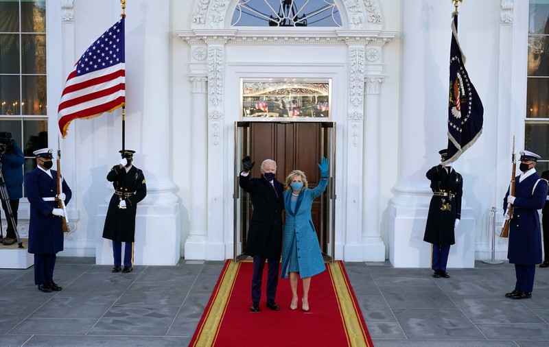 Primele măsuri ale noului președinte al SUA, Joe Biden, vizează pandemia, mediul, migrația și anunță o desprindere clară de era Trump