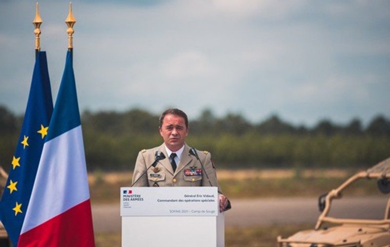Demisie a șefului spionilor militari din Franța. Ce l-a nemulțumit pe Macron