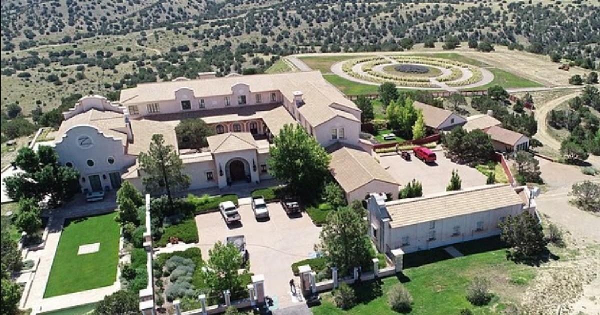 Zorro Ranch (ferma Zorro), fosta proprietate a lui Jeffrey Epstein