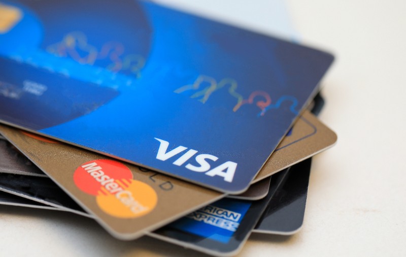 Ce s-ar întâmpla dacă americanii ar bloca Visa și MasterCard în Europa