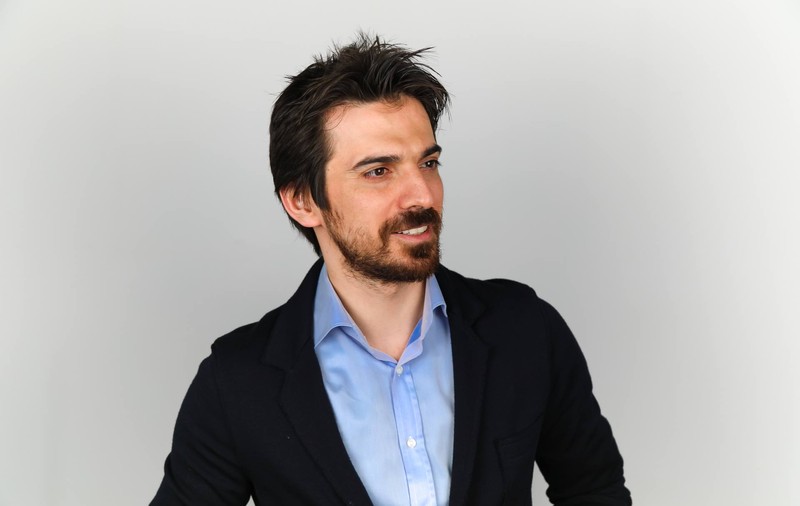 Cum a fost surprins Tuncay Ozturk de ziua lui de naștere. "Mi-aș dori să am mai multă intimitate și poate ceva mai mult de un prosop pe mine"