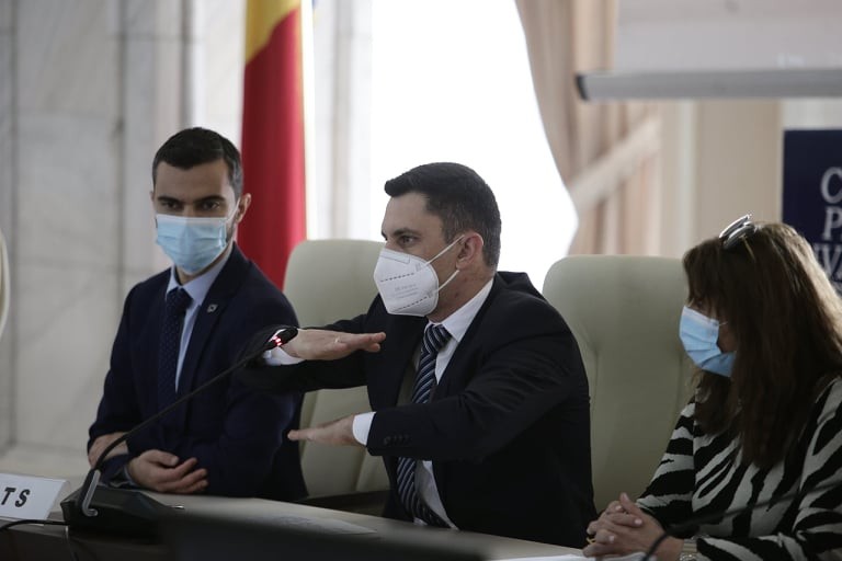 Eduard Novak, la audieri | Foto: Dumitru Angelescu / Libertatea