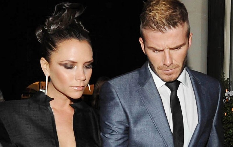 Soţii Beckham dau 12.5 milioane de euro pentru o casă în Londra