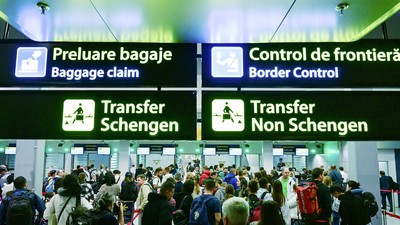 romani probleme calatorie avion