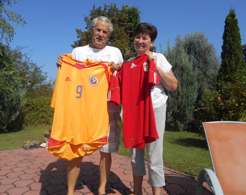 PRELIMINARIILE EURO 2016, UNGARIA - ROMÂNIA (vineri, ora 21.45, TVR 1). Superreportaj la Hernad, lângă Budapesta, acasă la Istvan Bölöni. Fratele lui Loți e primul fotbalist și primul stomatolog al familiei. ^”Mă consider ungur, dar va fi 1-1! Vreau ambele echipe la Euro” / GALERIE FOTO