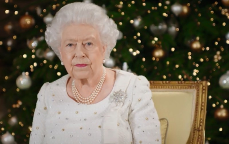 Regina Elisabeta a II-a a vorbit despre Meghan Markle în tradiționalul mesaj de Crăciun