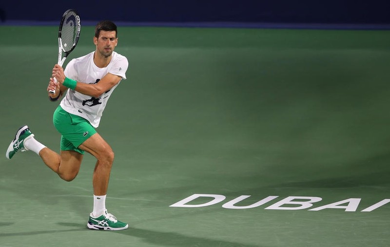 Explicaţiile directorului turneului de la Dubai, după ce Novak Djokovici a primit permisiunea să participe chiar dacă nu s-a vaccinat