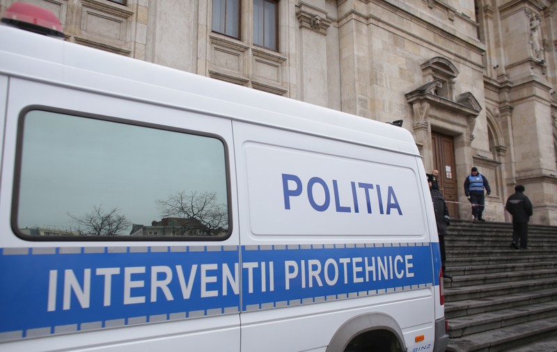 Alertă cu bombă la Curtea de Apel. Poliția a evacuat instituția