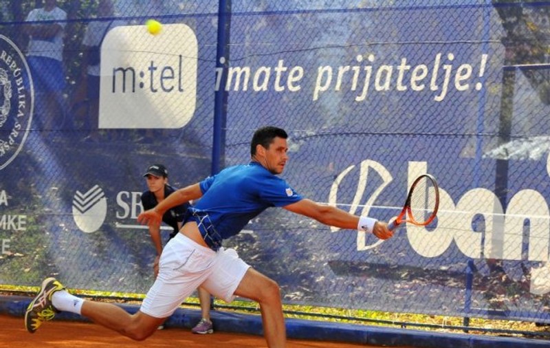 Victor Hănescu a pierdut finala de la Banja Luka /  GALERIE FOTO