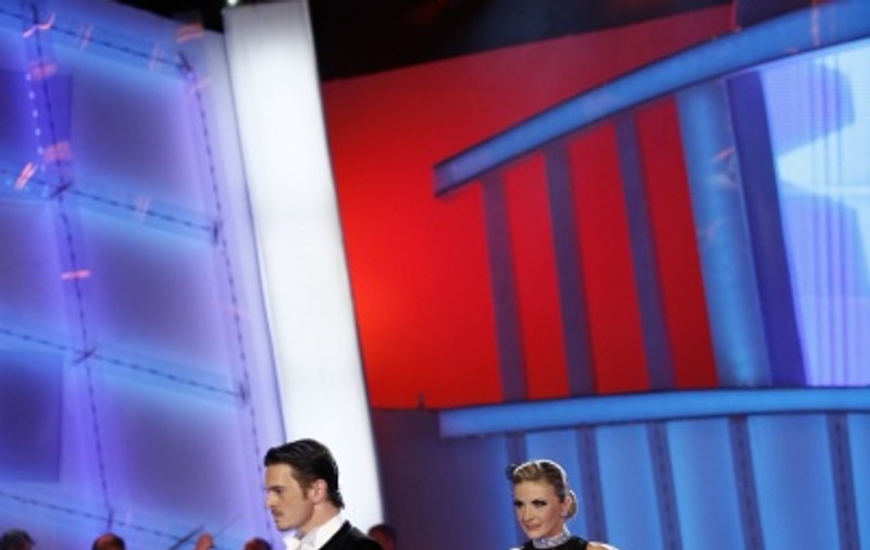 Lavinia Pârva, Roxana Ionescu şi Corina Bud se întrec astăzi în marea finală la „Dansez pentru tine”