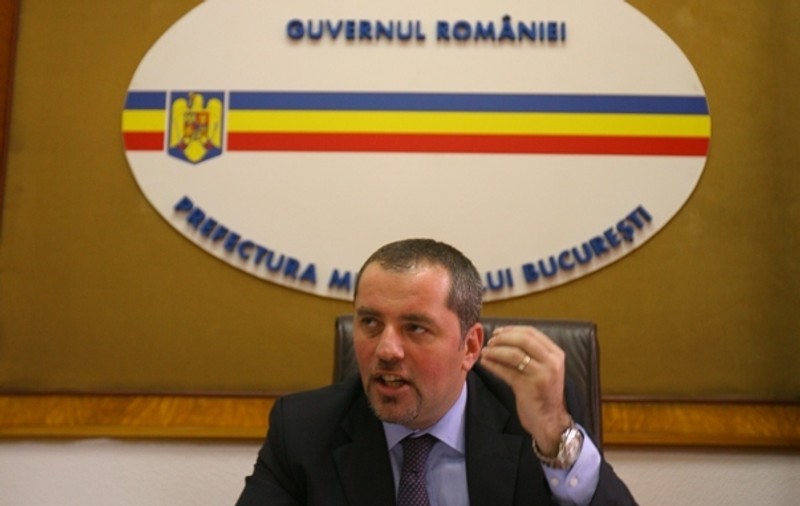 Prefectul Capitalei: "Ambulanţele nu pot intra pe arterele mici" | EXCLUSIV