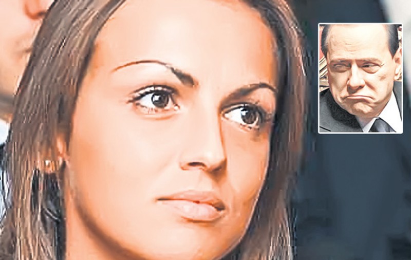 În timp ce Italia este în pragul falimentului, Berlusconi a fost la o partidă de «Bunga-Bunga» cu iubita