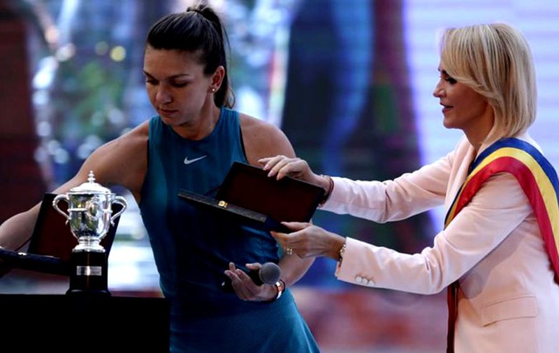 Gabriela Firea despre episodul de pe Arena Națională: "Cum să scrii că a fost huiduită Simona Halep"