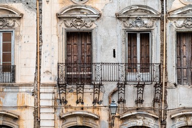 Palermo, Sicily, Italy, 15 December 2023 - Detail of worn-out facades in the historical city center,Image: 834976606, License: Rights-managed, Restrictions: imago is entitled to issue a simple usage license at the time of provision. Personality and trademark rights as well as copyright laws regarding art-works shown must be observed. Commercial use at your own risk., Credit images as "Profimedia/ IMAGO", Model Release: no