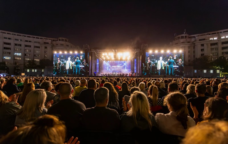 Unforgettable Festival 2025: trei zile de magie, peste 60.000 de spectatori și un succes fără precedent în Piața Constituției