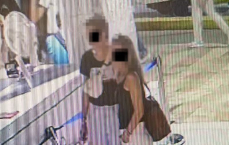 Două turiste au plecat fără să plătească de la o pizzerie din Italia și au crezut că nu vor fi prinse. Până s-au trezit cu patroana restaurantului la ușă