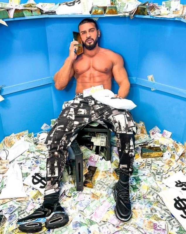 Cum cheltuie banii Dorian Popa: „Am avut zile când am lăsat un milion la șaorma șpagă”. Câștigă 40.000 de euro lunar
