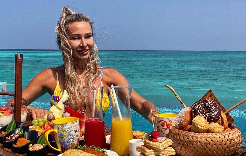 Dieta Crinei Abrudan la 45 de ani. La ce a renunțat vedeta pentru a-și menține cele 53 de kilograme