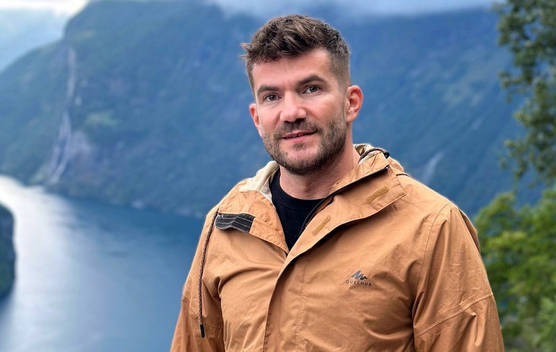Ce a învățat un român despre viață, moarte și curaj, din expedițiile sale în jurul lumii. Biologul și exploratorul Alexandru Stermin: „Pe mine, curiozitatea m-a salvat mereu”