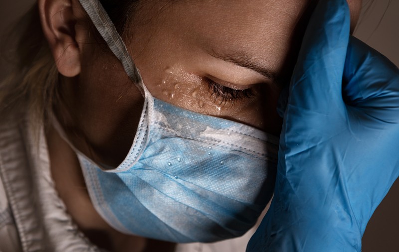 20 de spitale de psihiatrie din România au răspuns că numărul internărilor a scăzut în pandemie, când depresiile au crescut. Suferința psihică se ascunde și mai tare
