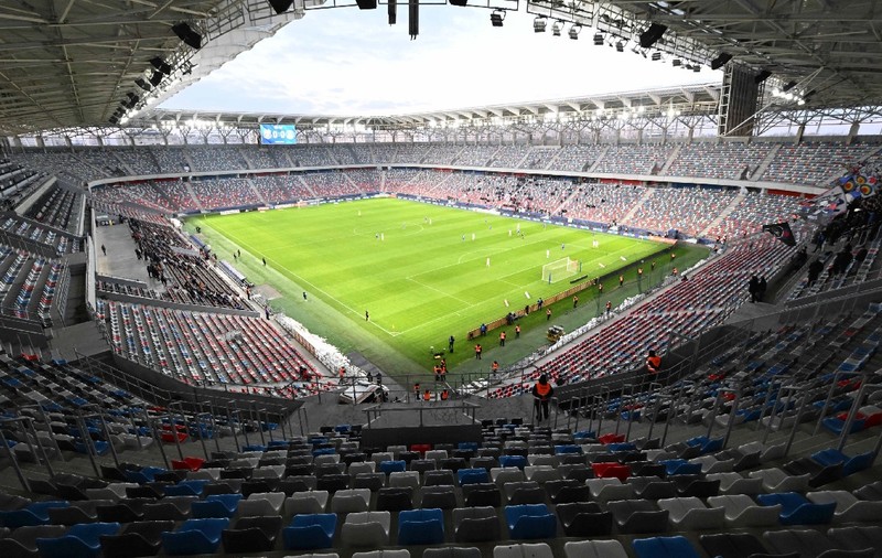 Radu Miruță taie tarifele în Ghencea: Stadionul Steaua se ieftinește cu 10.000 de euro