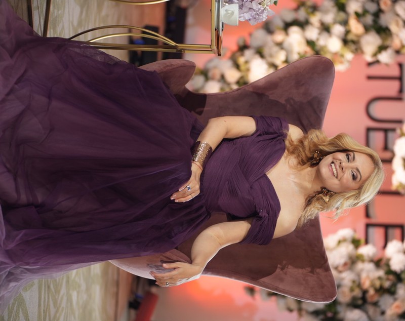 Schimbare la „Mireasa”, prezentată de Simona Gherghe, după ce emisiunea „În direct cu România” a fost scoasă de la Antena 1. Se întâmplă de luni