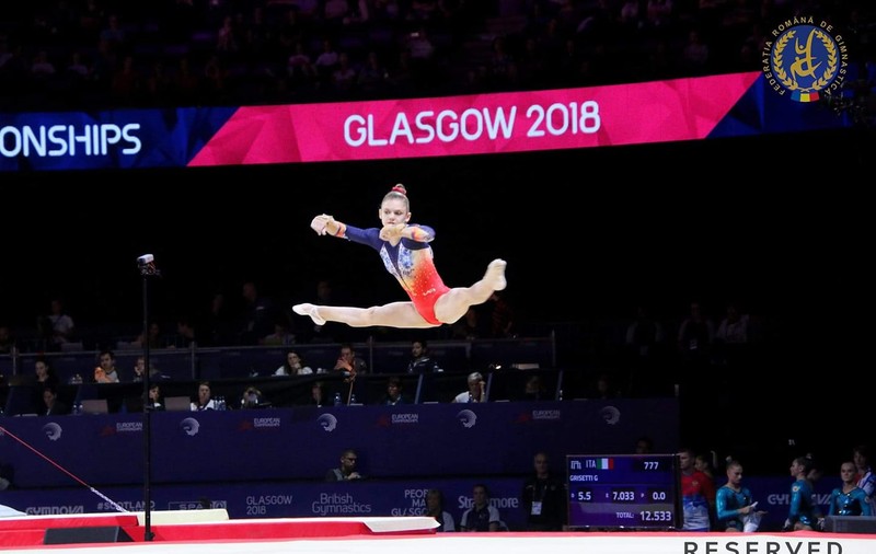 Dezastru în gimnastica feminină românescă de ziua Marianei Bitang și la 26 de ani de la ultimul 10 din istorie, cel al Laviniei Miloșovici. ”Ce Tokyo, poate Paris 2024! Dumnezeule, cât de jos am ajuns!”