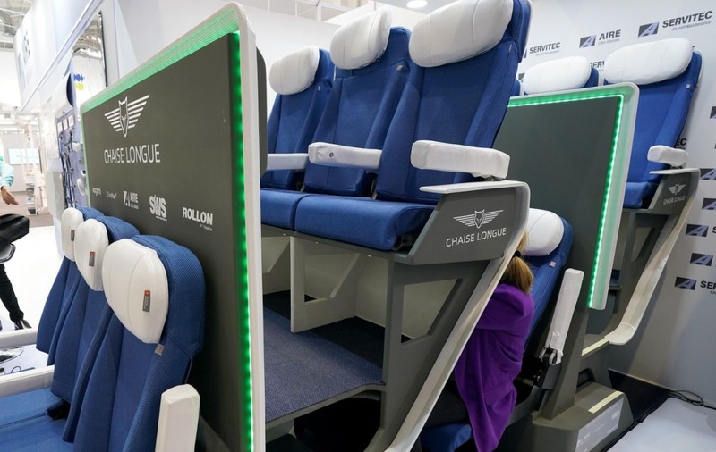 Conceptul scaunelor supraetajate în avion a stârnit curiozitatea Airbus. Cum funcționează acestea și cât de confortabile ar putea fi