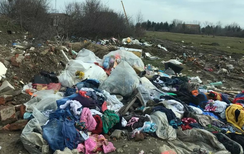 Locuitorii din Popești-Leordeni au reclamat mirosul de gunoi din oraș. Ce spune şeful CJ Ilfov