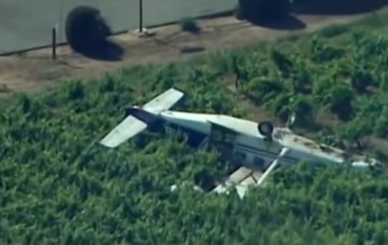 Momente de groază! Un avion cu 17 parașutiști la bord s-a prăbușit. Unul dintre ei a filmat dezastrul | VIDEO
