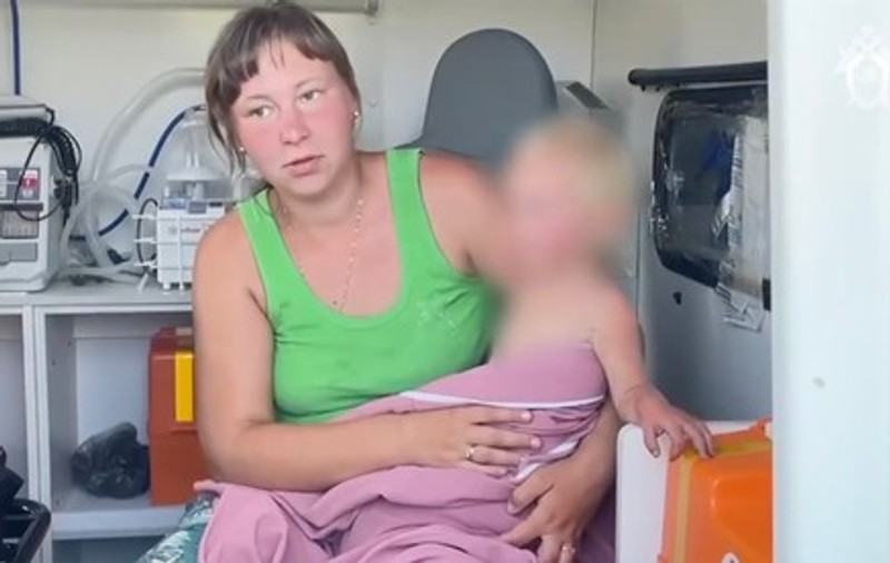 O fetiță de aproape 2 ani a supraviețuit timp de patru zile într-o pădure din Rusia